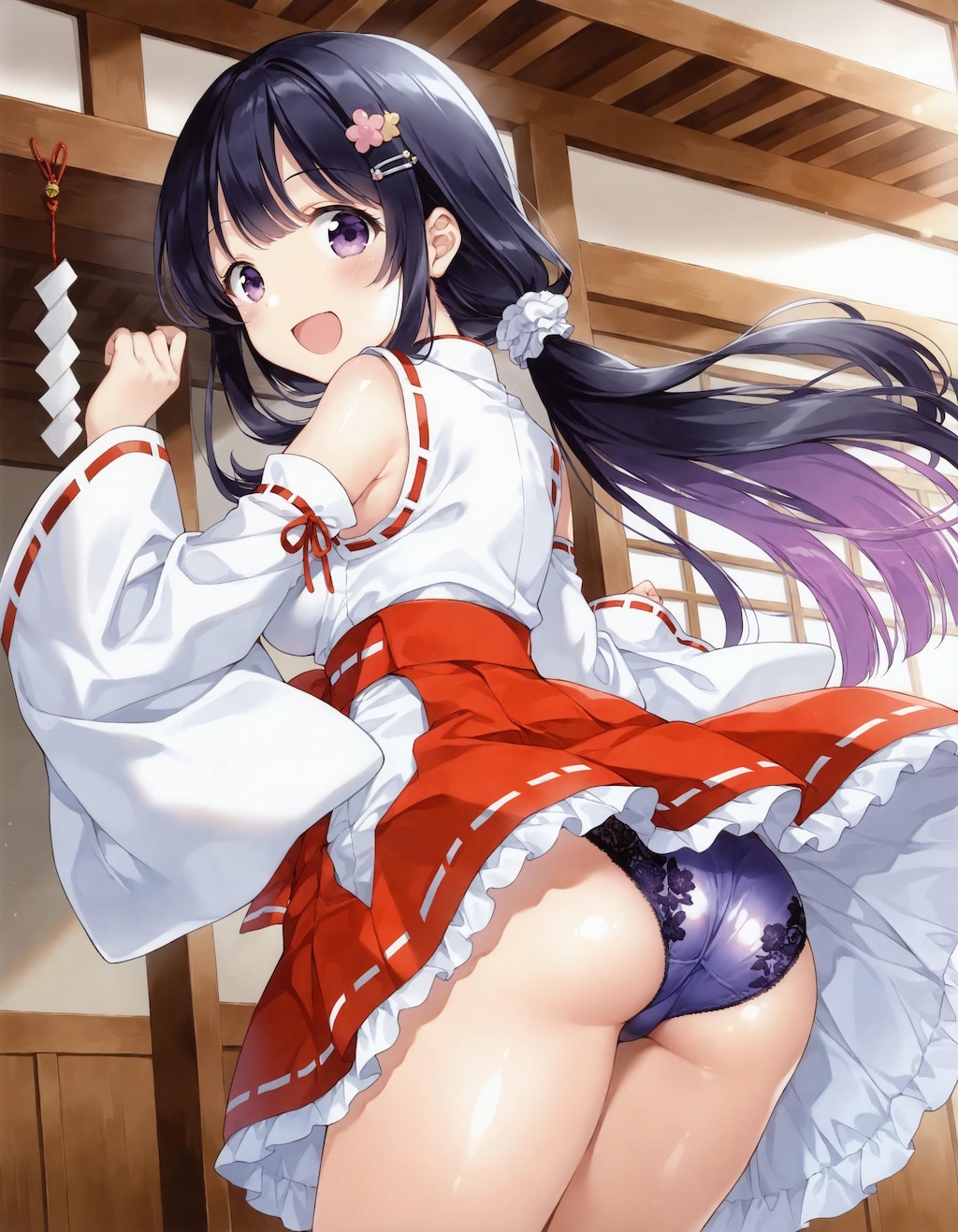 巫女コスでパンチラ