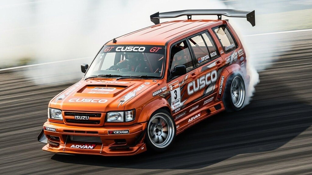 クスコいすゞビッグホーンのドリ車