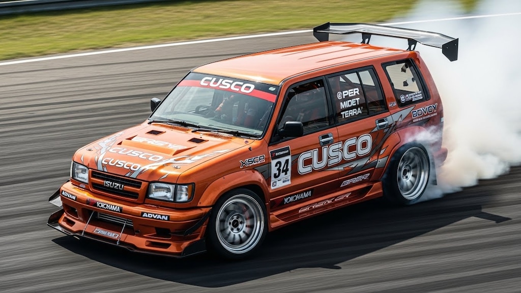 クスコいすゞビッグホーンのドリ車