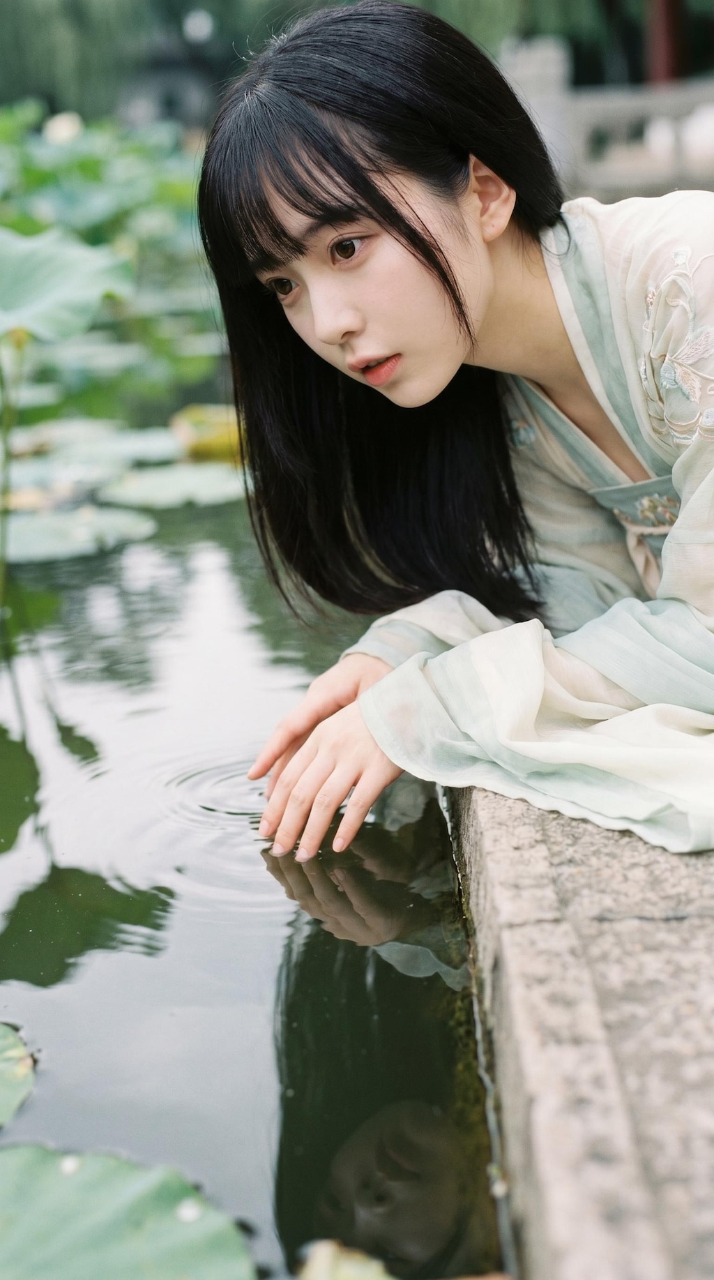 Touching the Thought of Water