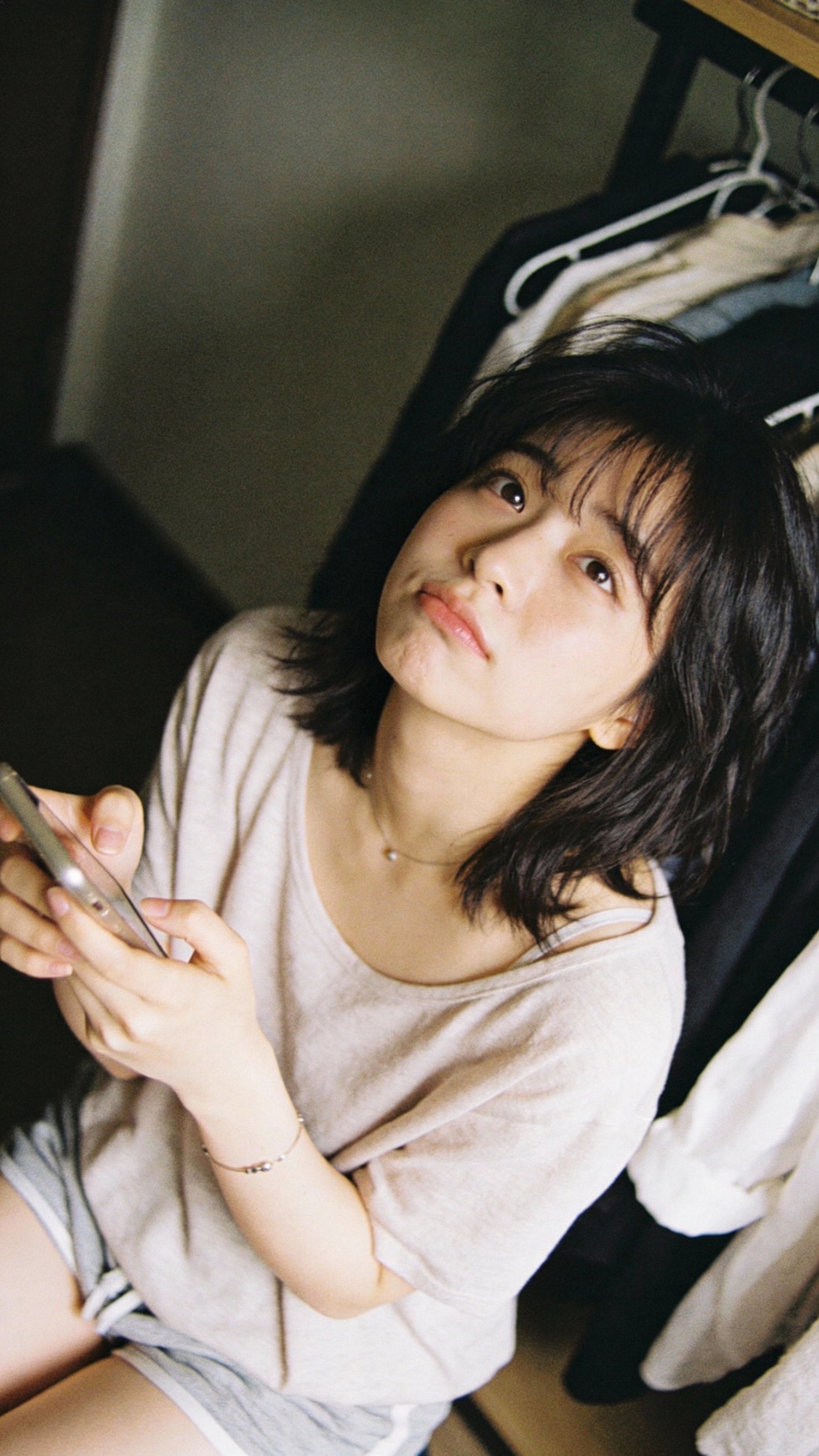 The Quiet Exhaustion of Living | の人気AIイラスト・グラビア