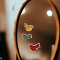 Bird stickers on mirror 3枚目