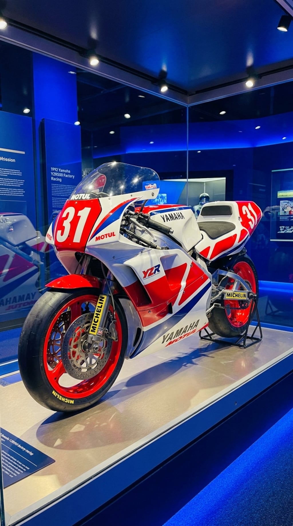 YAMAHA