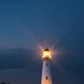 岬に立つ灯台 3枚目