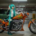 初音ミクコスプレイヤーとハーレーダビッドソン 4枚目