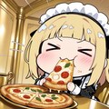 ✨目前に迫った黄金週間に備え黄金の部屋でおピッツァを食し気を高める系メイドちゃん✨ 2枚目