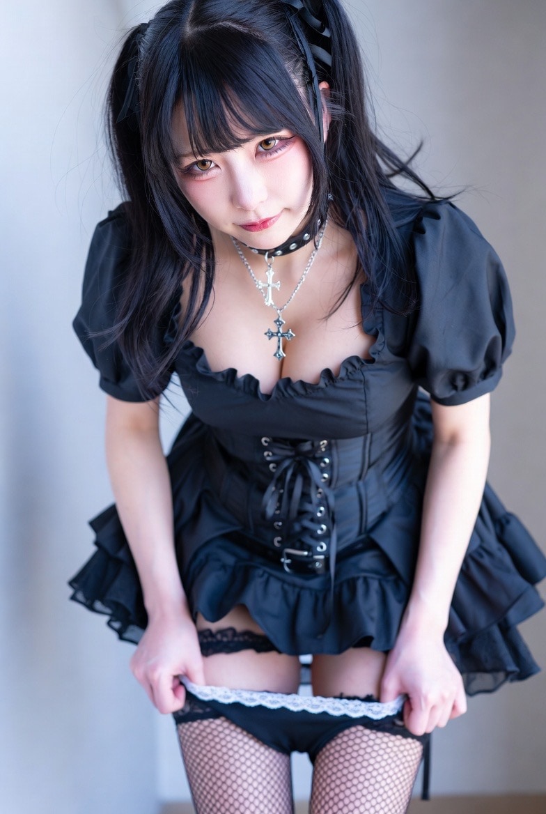 脱ぎたてパンツいる？