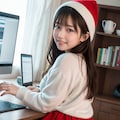 サンタのコスプレをしているOL 2 2枚目