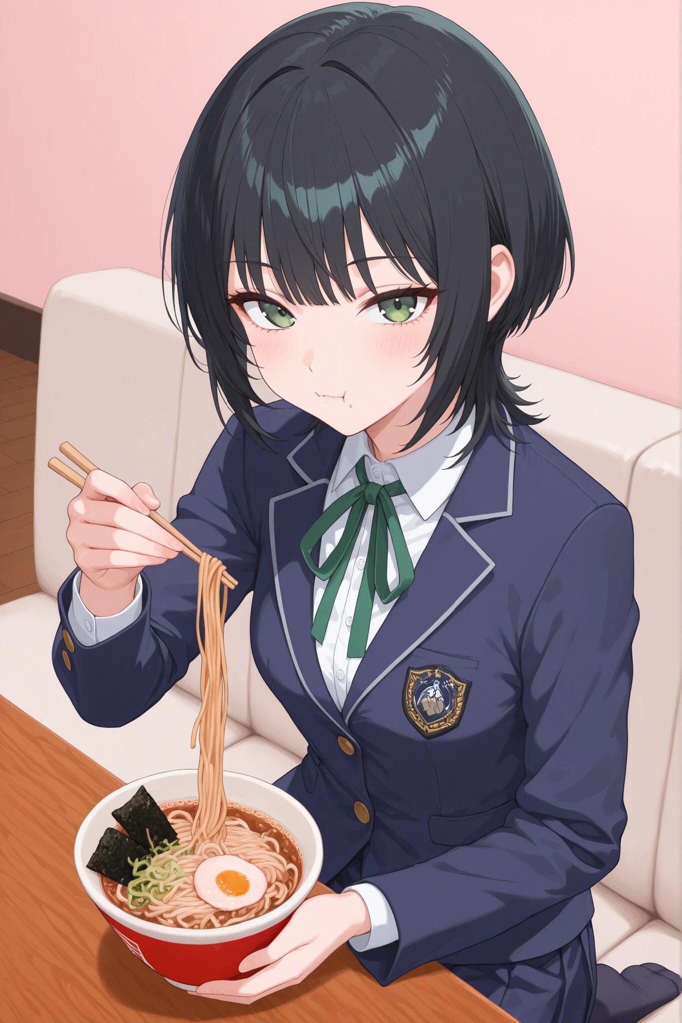 カロリーを大量摂取するJK