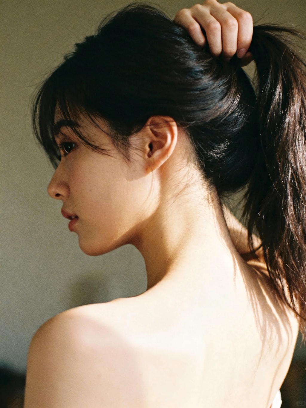 Offsholder @Seedream4.0