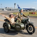 らっ子ちゃんと軍用バイク 9枚目