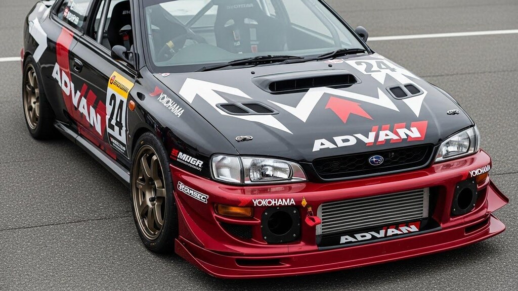 アドバンインプレッサレーシングカー