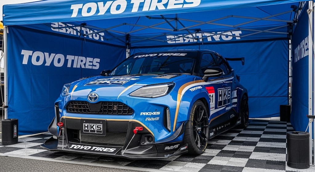 トーヨータイヤヤリスクロス