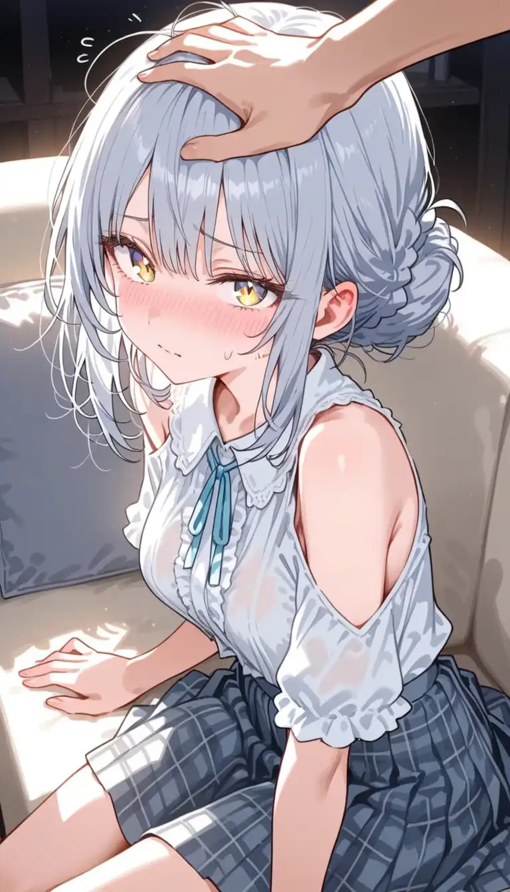 頭を撫で撫でされて照れる美少女