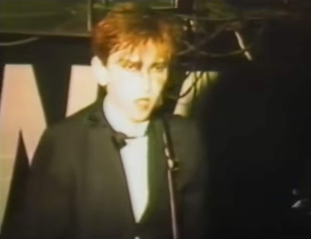 布袋寅泰とヒソカ（ヒソカだけAI加工）　見逃してｗｗ