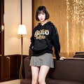 ボブカット&フーディ&千鳥柄スカート&美脚という最強のバランス1 - The best balance of bob cut, hoodie, houndstooth pattern skirt, a 8枚目
