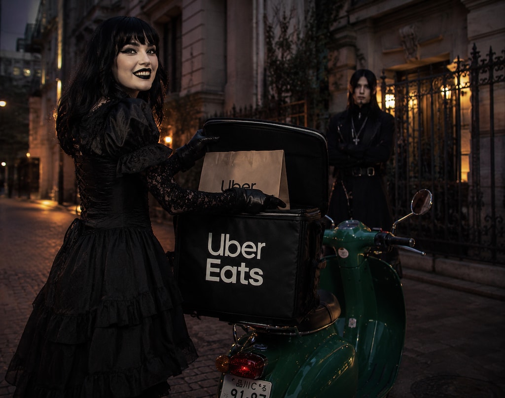 ゴスロリさん、Uberで働く