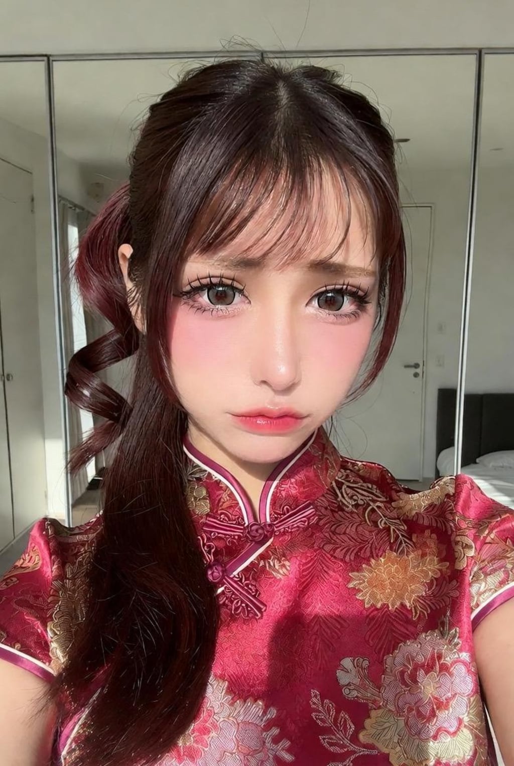 チャイナ服ギャル