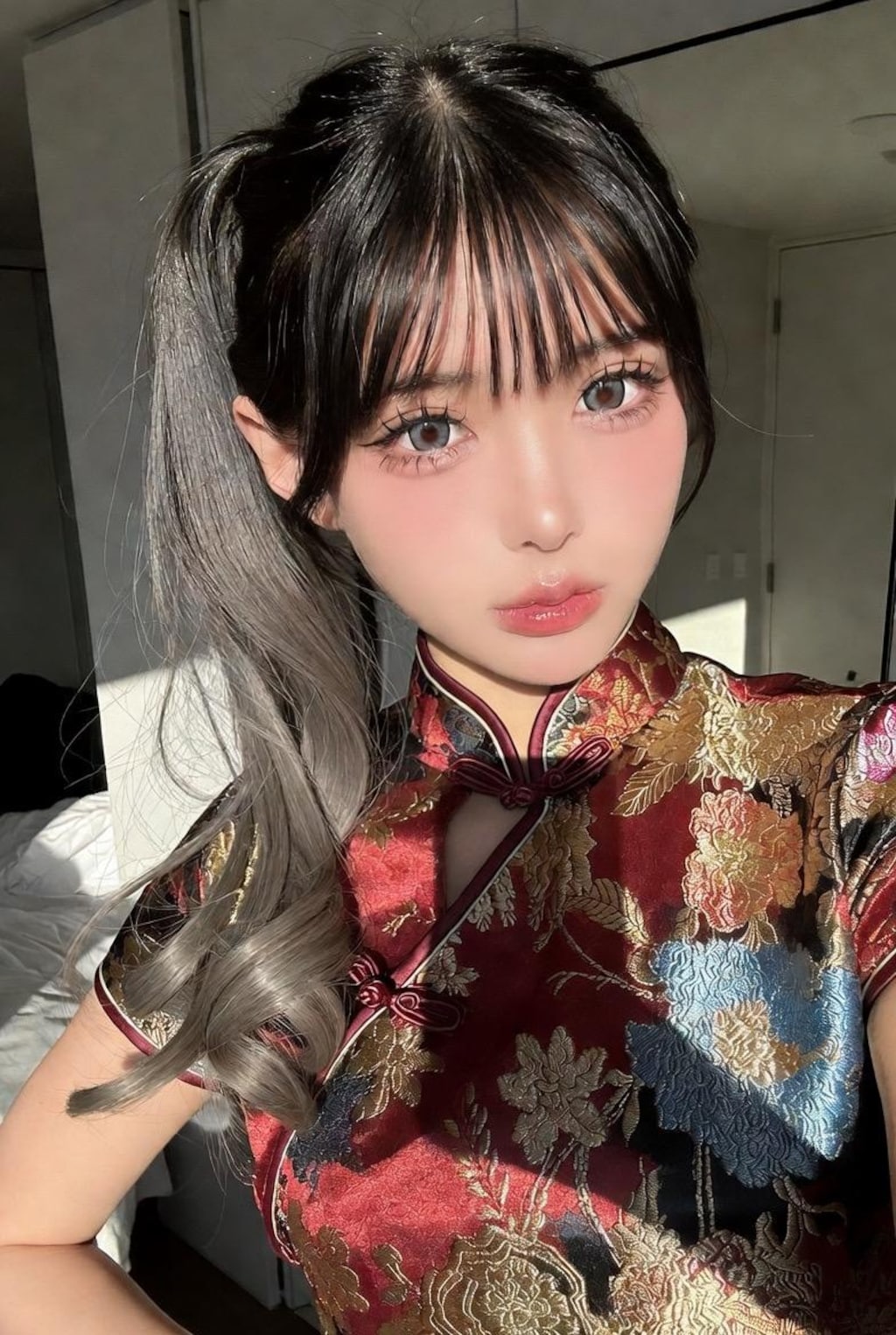 チャイナ服ギャル