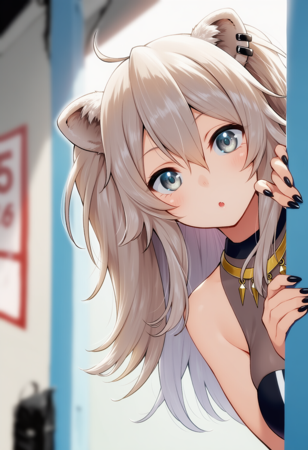 ししろんが物陰からジッと見つめているだけ