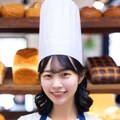 パン屋の店員さん、、、 2枚目