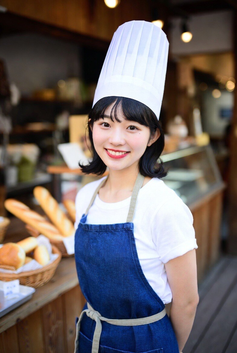 パン屋の店員さん、、、