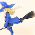 箒で飛び立つ魔女っ娘（12枚　> ボタンを連打するとアニメーションっぽくなります！） 8枚目