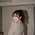 お堅い仕事の女性の私服グラビア 2枚目