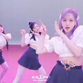 ひと足早い絵梨奈ちゃんの夏先取り？ファッション❤️(背景に桜がありますが暖かい陽気なシチュエーションです) 3枚目