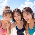 触ってくる女たち 3枚目