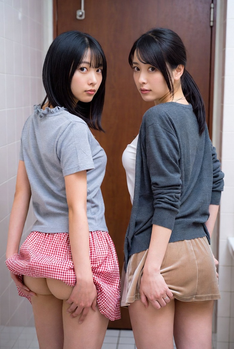たくし上げ母娘2