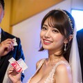 新婚なのにコンドームで誘惑してくる子たち 3枚目