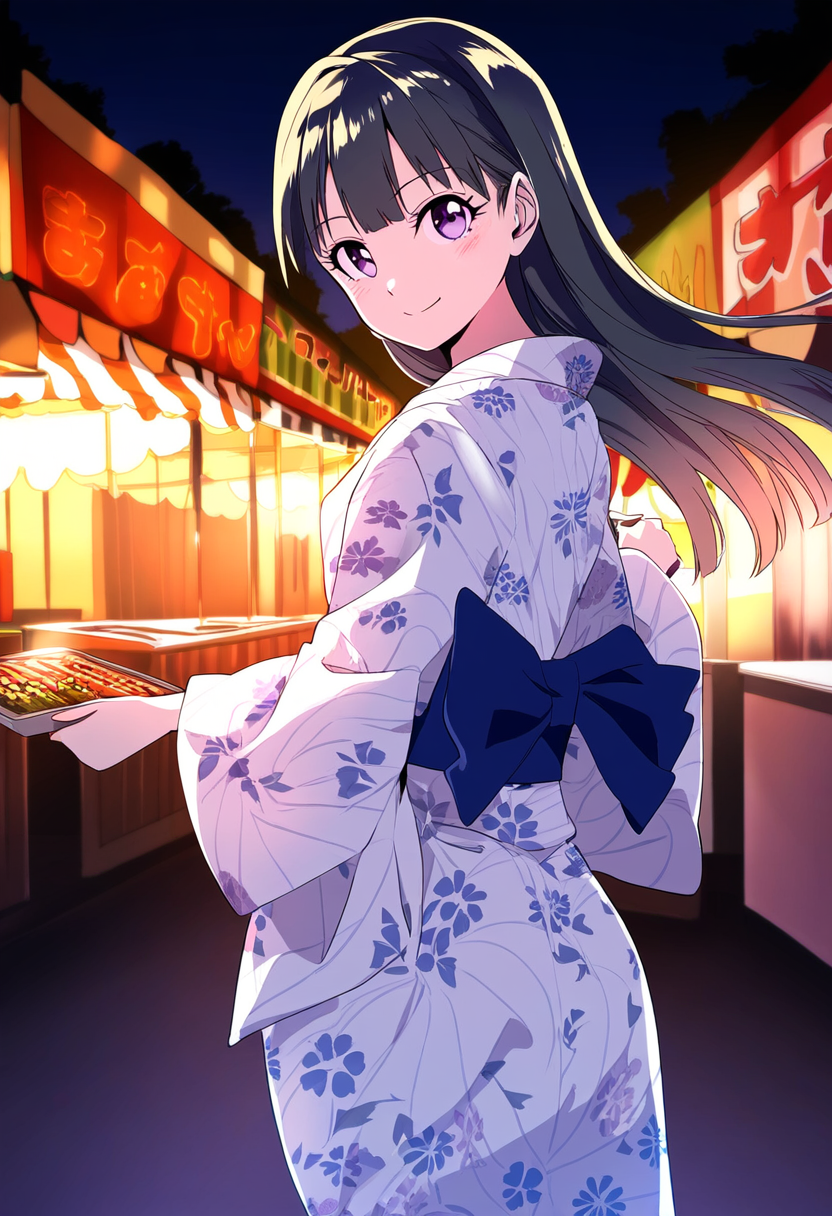 祭りを楽しむ山田葵