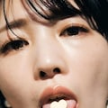 舌で転がすホワイトチョコ 3枚目