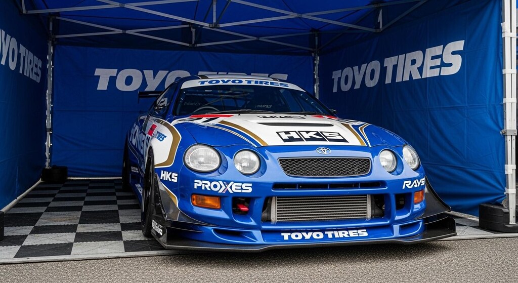 トーヨータイヤST205