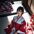 赤い薔薇の着物の女性 9枚目
