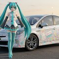トヨタプリウスと初音ミク 3枚目