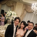 友達の結婚式に全裸で出席してみた 3枚目
