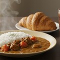 摩訶不思議食堂のカレーライスとクロワッサンのセット 4枚目