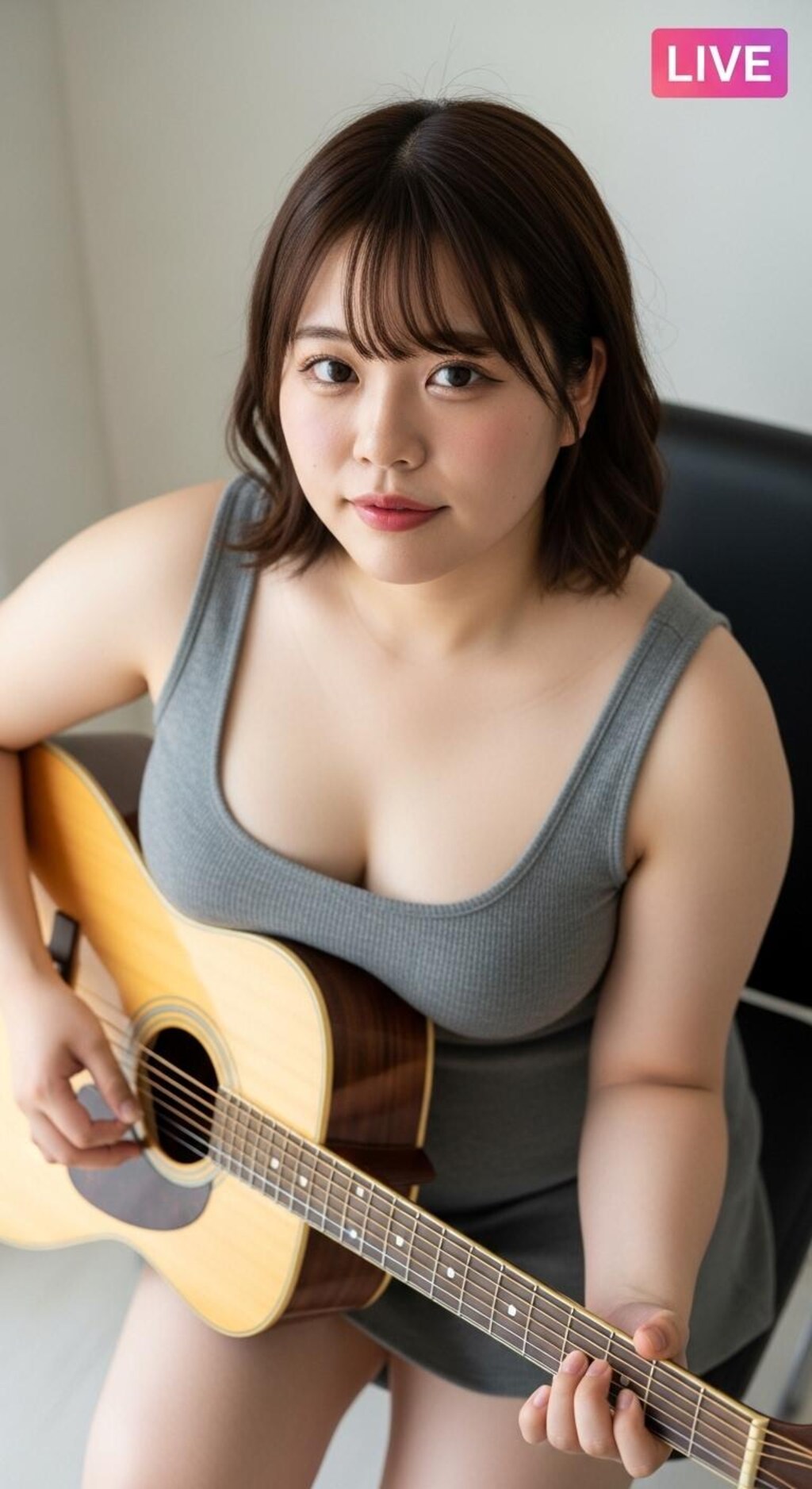 自分の魅力をよく理解している女性の弾き語りインスタライブ（ぽっちゃり編２）