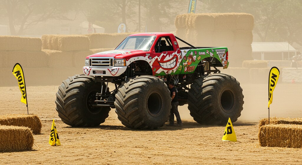 モンスタートラック　9