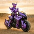 バイクに乗る仮面ライダー 3枚目