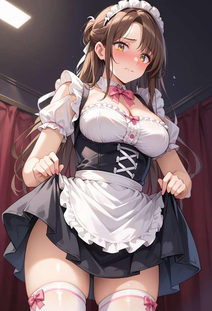 ミニスカメイド
