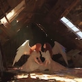 屋根裏部屋の天使たち 2枚目