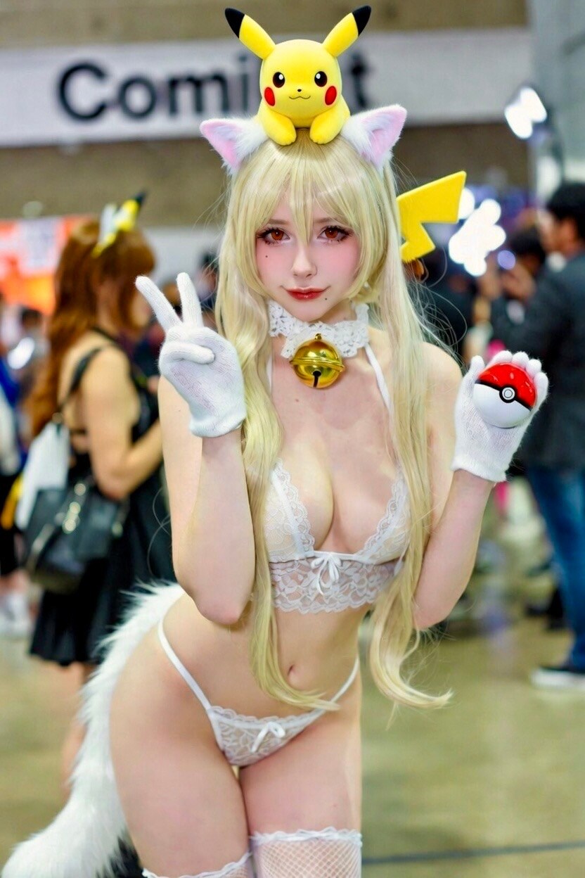 La mia ragazza italiana ha debuttato in cosplay al Comiket in Giappone. È stata incredibile.