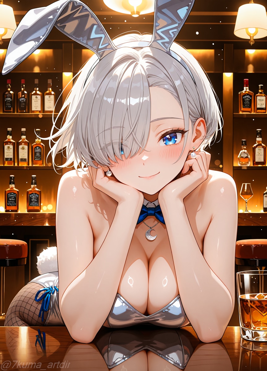 バニーガールな銀髪のお姉さん