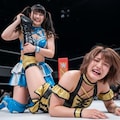 NAOKO(30) VS MIKURU(18) ⑥『逆エビ固め』 4枚目