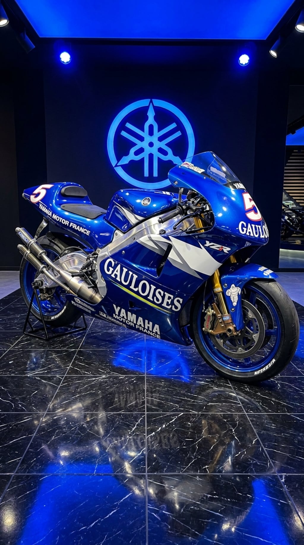 YAMAHA