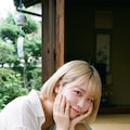 Between Glass and Summer 2枚目