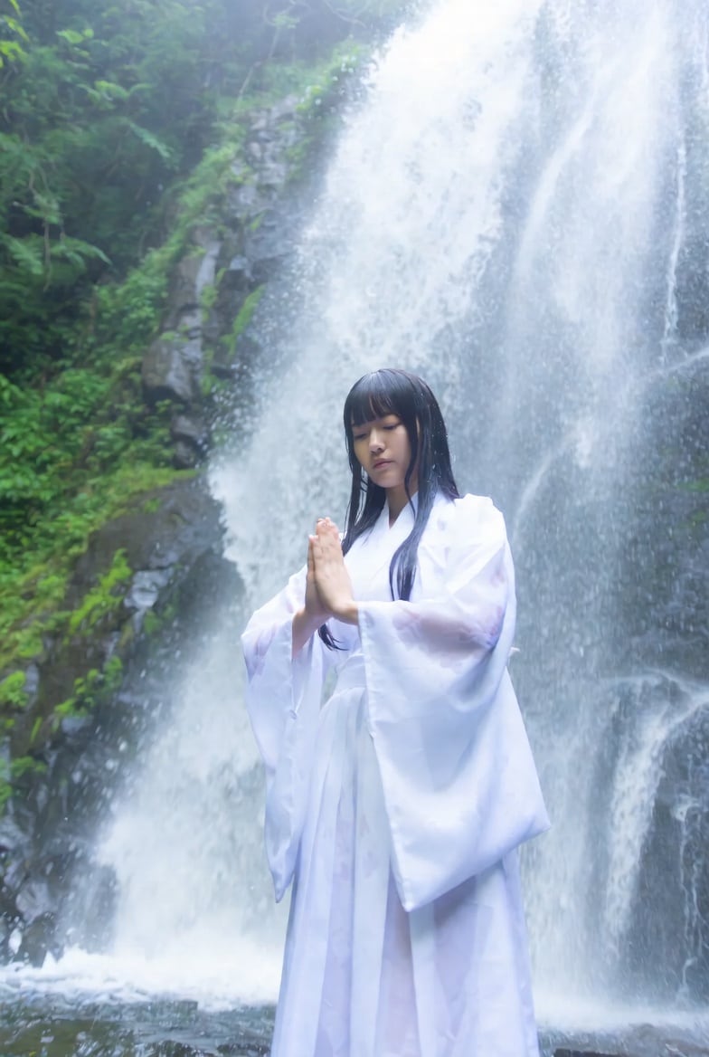 滝行 | の人気AIイラスト・グラビア